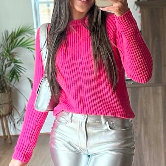 Pink sweater - Picture 3 of 3